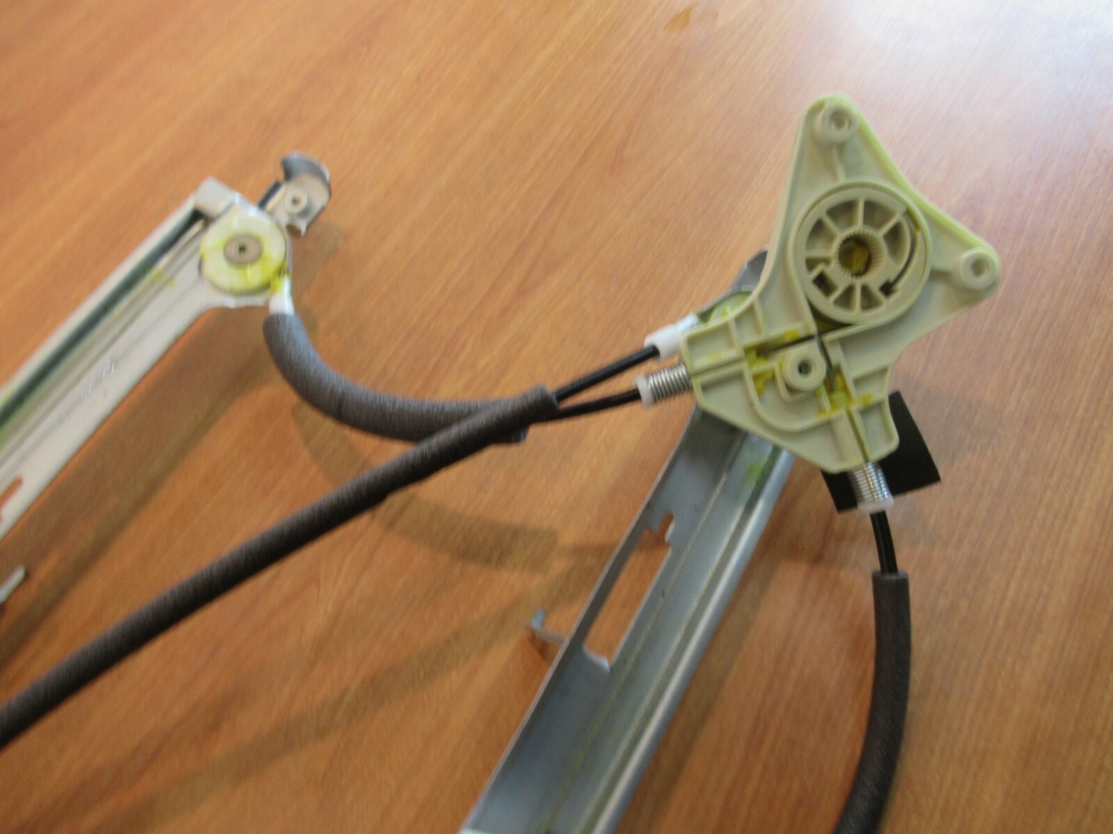 20072017 Jeep Compass Patriot Front Right Passenger Side Window