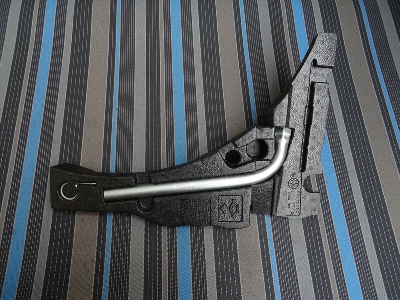 Original Vw Golf 8 5h RadschlÃ¼Ssel Werkzeug Halter 4d0012219a 5h0012115c