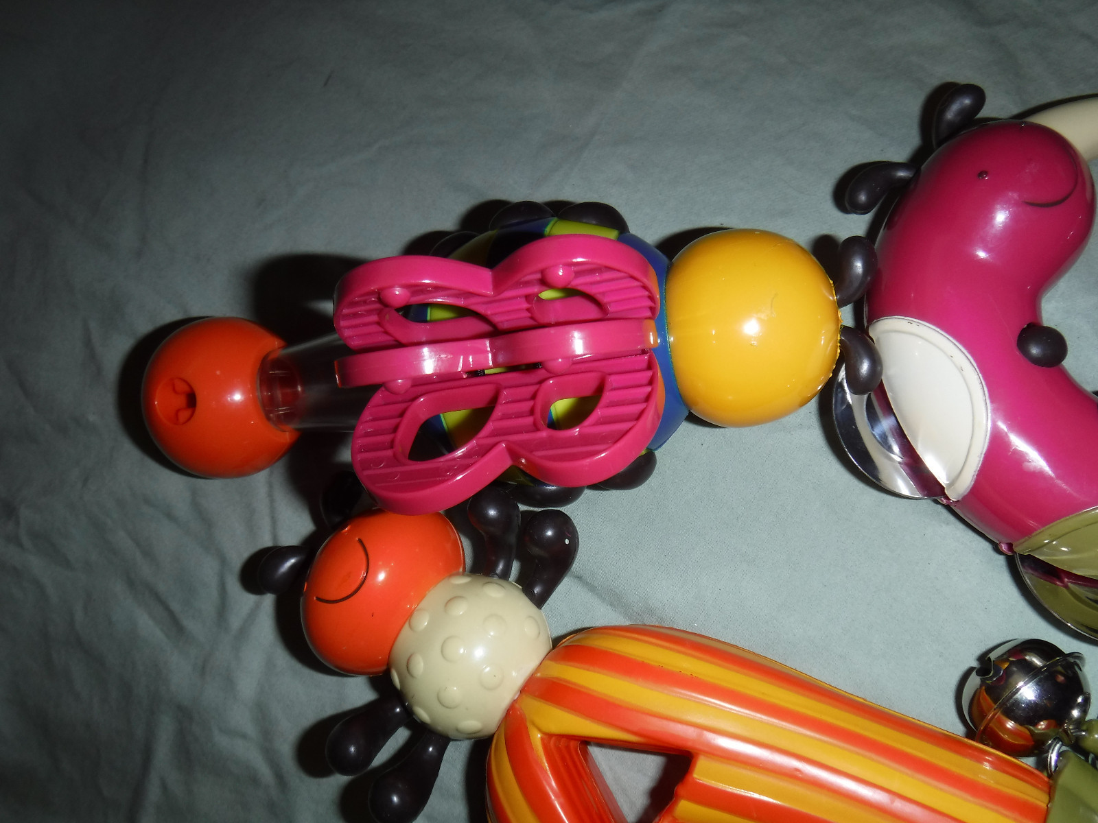 Battat Parent Bee Bop C Caterpillar Tambourine BEE BOP-ANT Bee Bop Bee Baby Toy