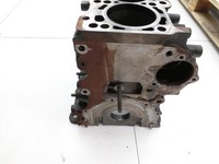 Audi A3 8P QU 10-12 2,0 77KW CFFB Motorblock für Motor Audi A3 8P QU 10-12 31.01.2011 03L103011AP gebraucht Vorschau 7