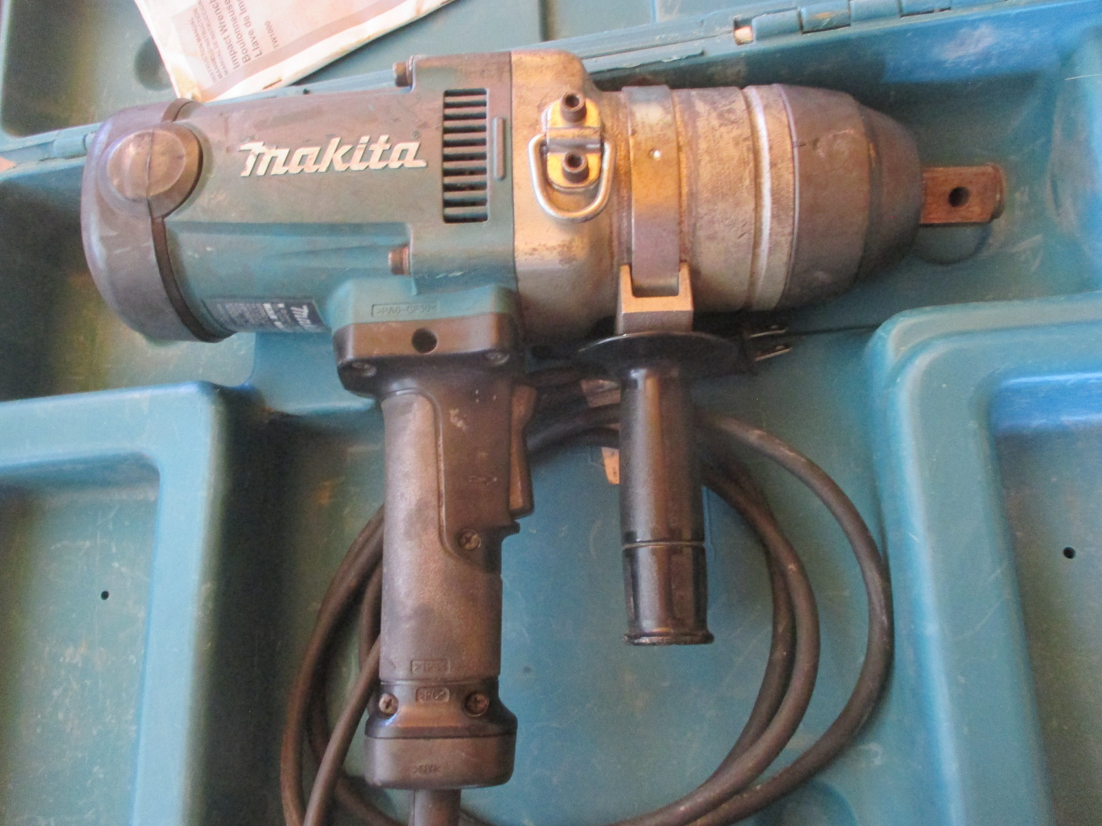 Makita TW1000 Corded Impact Wrench With Case. 1