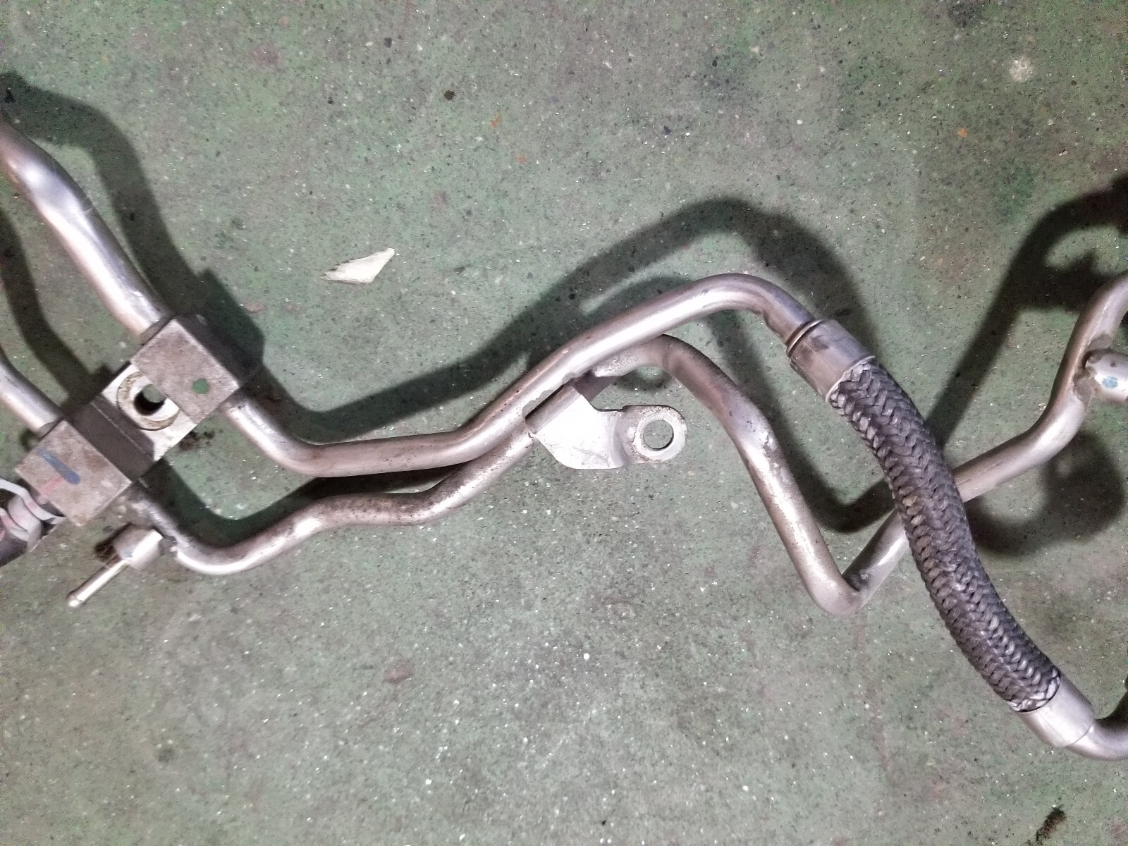 L5P 6.6L DURAMAX GM FUEL FEED AND RETURN LINES  12707895 - Picture 5 of 6