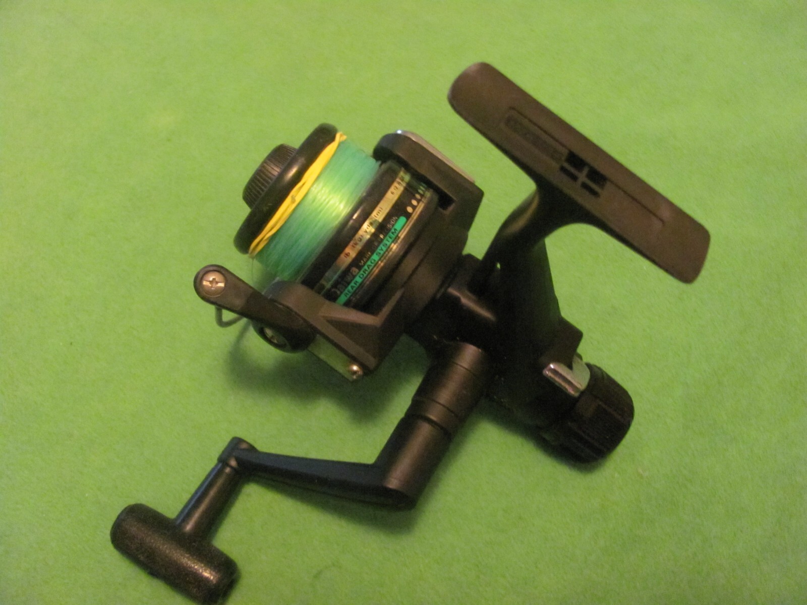 Vintage Daiwa J 1350X Graphite Spinning Fishing Reel. | eBay Vintage Daiwa J 1350X Graphite Spinning Fishing Reel. | eBay