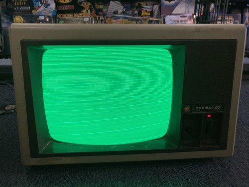 Apple Monitor III Model A3M0039 Powers ON. Not Fully Tested