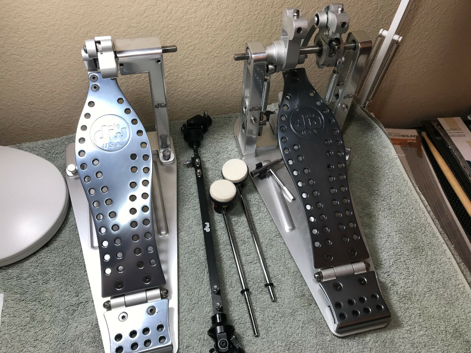 DW Machined Direct Drive (MDD) Double Pedal-Used with Bag and Beater Accessories