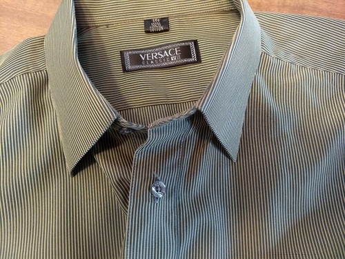 【美品】 VERSACE CLASSIC V2 OUTER SHIRT 52 美品】 VERSACE CLASSIC V2 OUTER SHIRT 52 VERSACE CLASSIC V2