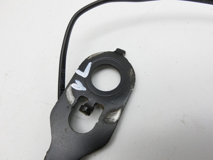 Peugeot 2008 I 13-19 Gurtschloss Anschnaller Gurt Vorne Links Peugeot 2008 I 13-19 01.12.2016 gebraucht Vorschau 4