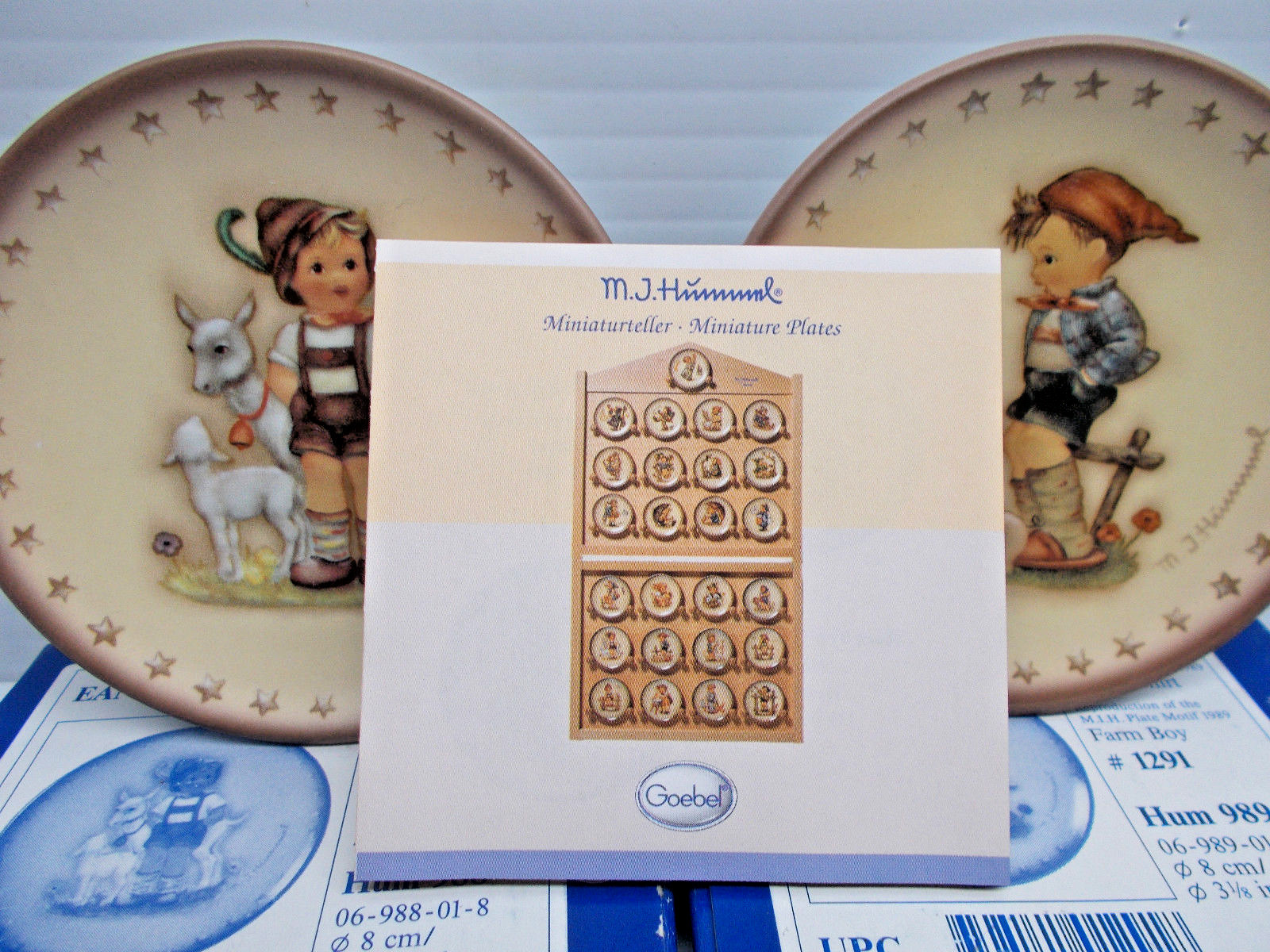 GOEBEL HUMMEL MINIATURE PLATES 25 ITEMS NEW c