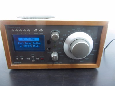 TIVOLI AUDIO SATELLITE SIRIUS XM RADIO