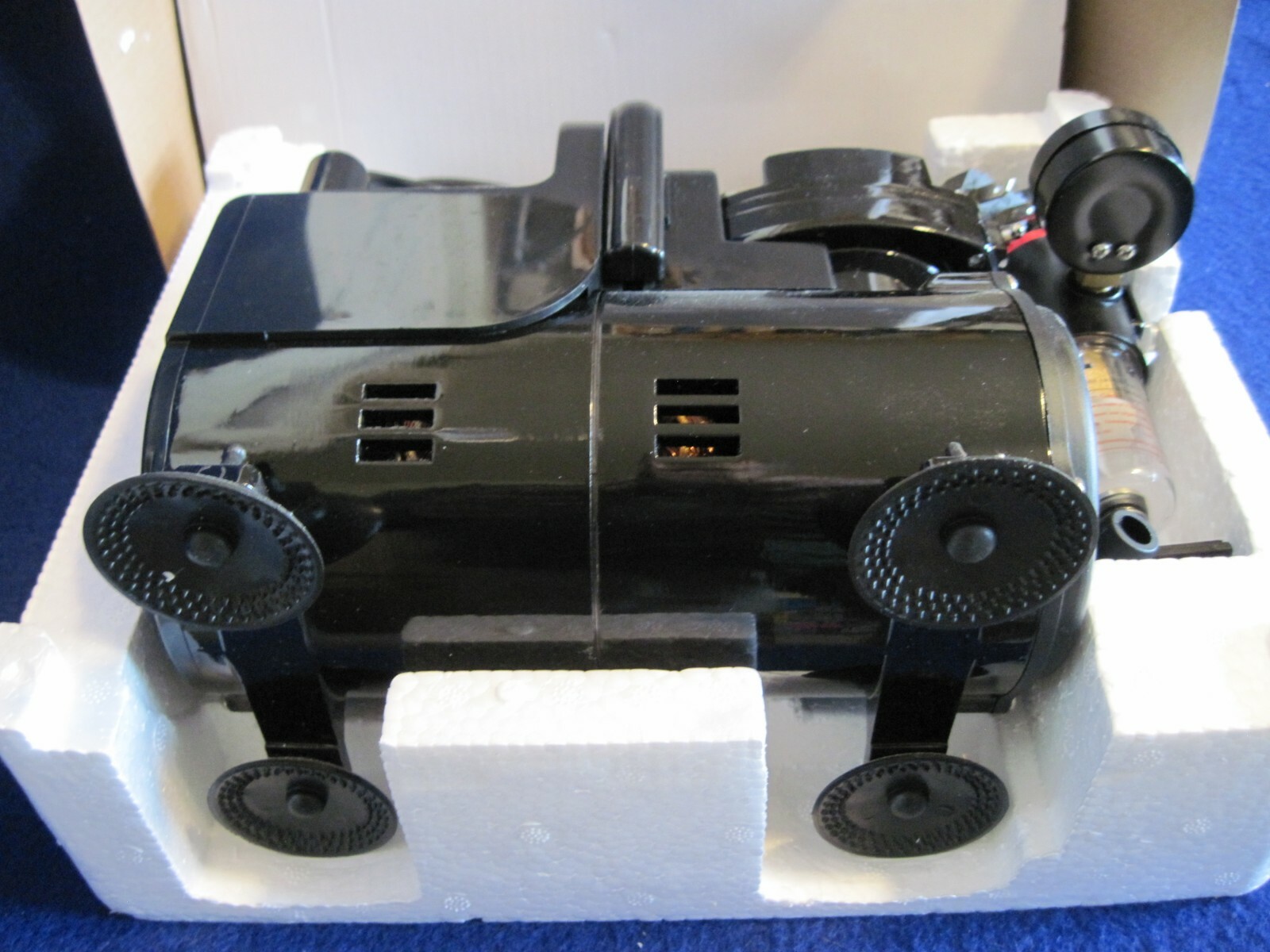 Badger Aspire TC908 1/6 hp,57 psi air compressor for air brush - New