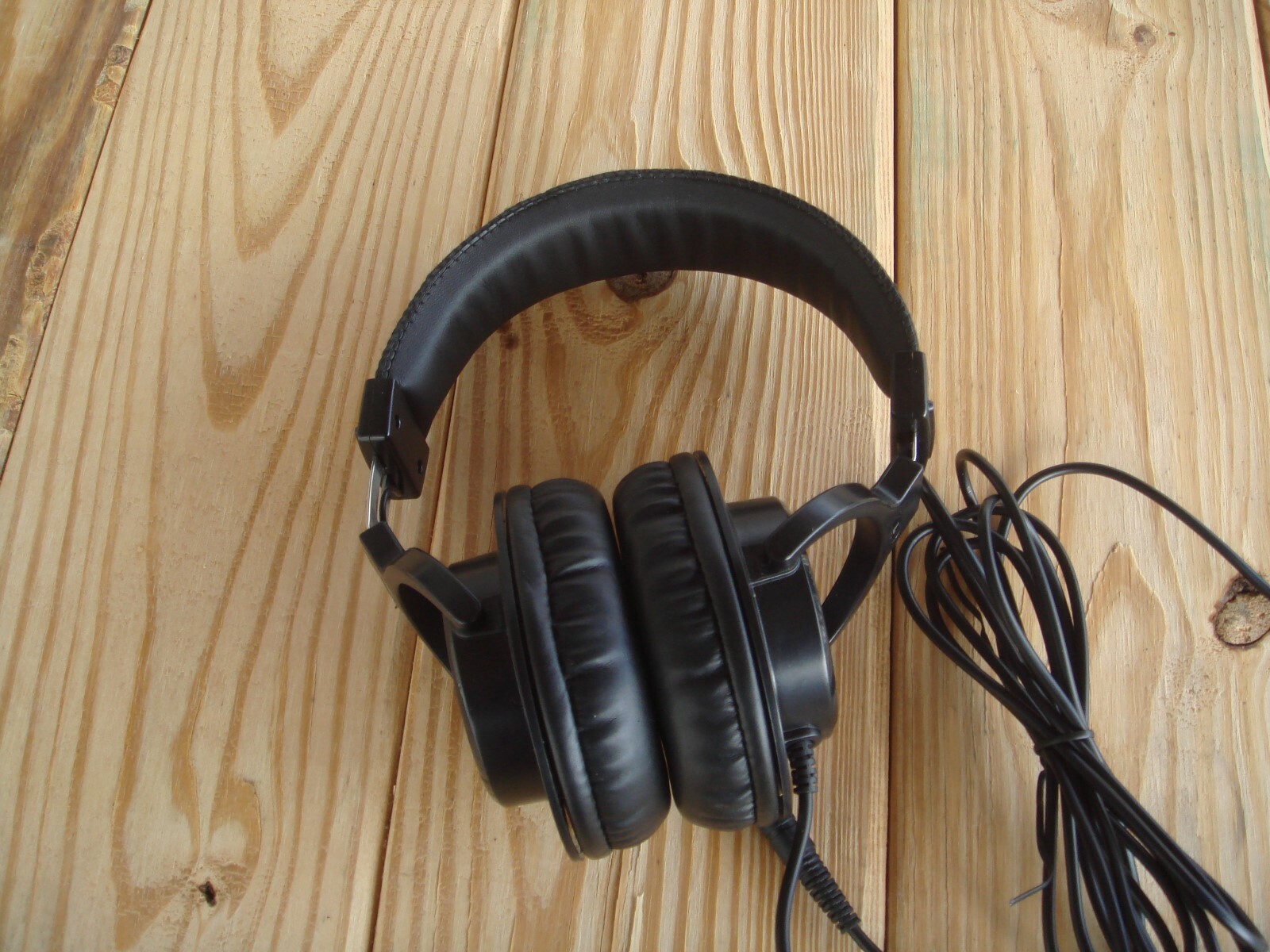 TASCAM TH-MX2 MIXING OVER-EAR HEADPHONES (MB1014551)