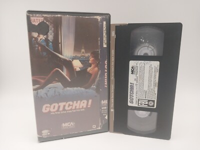 Gotcha! Anthony Edwards Linda Fiorentino VHS 1985