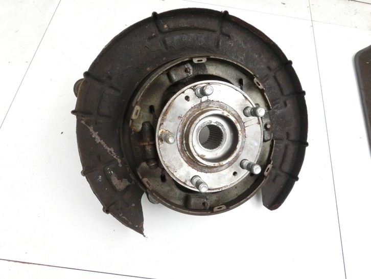 Hyundai IX55 09-11  CRDI 3,0 176KW 4WD Achsschenkel Radnabe mit ABS Links Hinten Hyundai IX55 09-11 09.02.2012... Vorschau 2