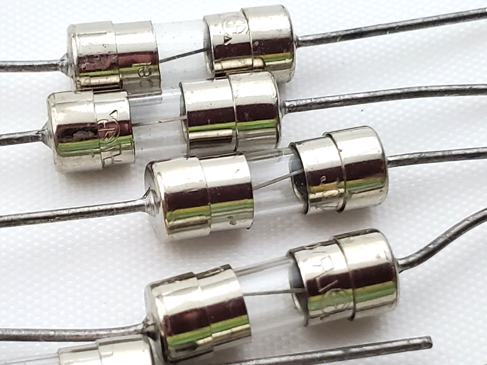 Lot of 10 Bel 2AG 350 Volt 7 Amp 5 x 15 MM Fast Acting Pigtail Glass Fuses