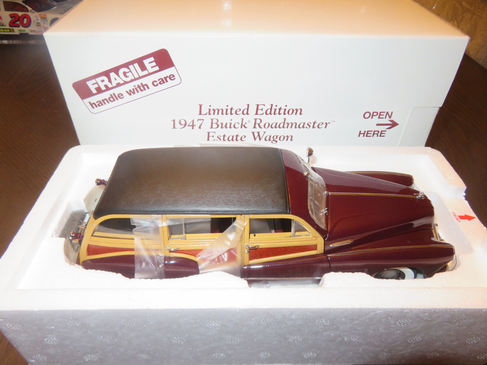 アンティークブリキのステーションワゴン 1950s-1970s ルイス・マルクス社 ステーションワゴン | ブリキの