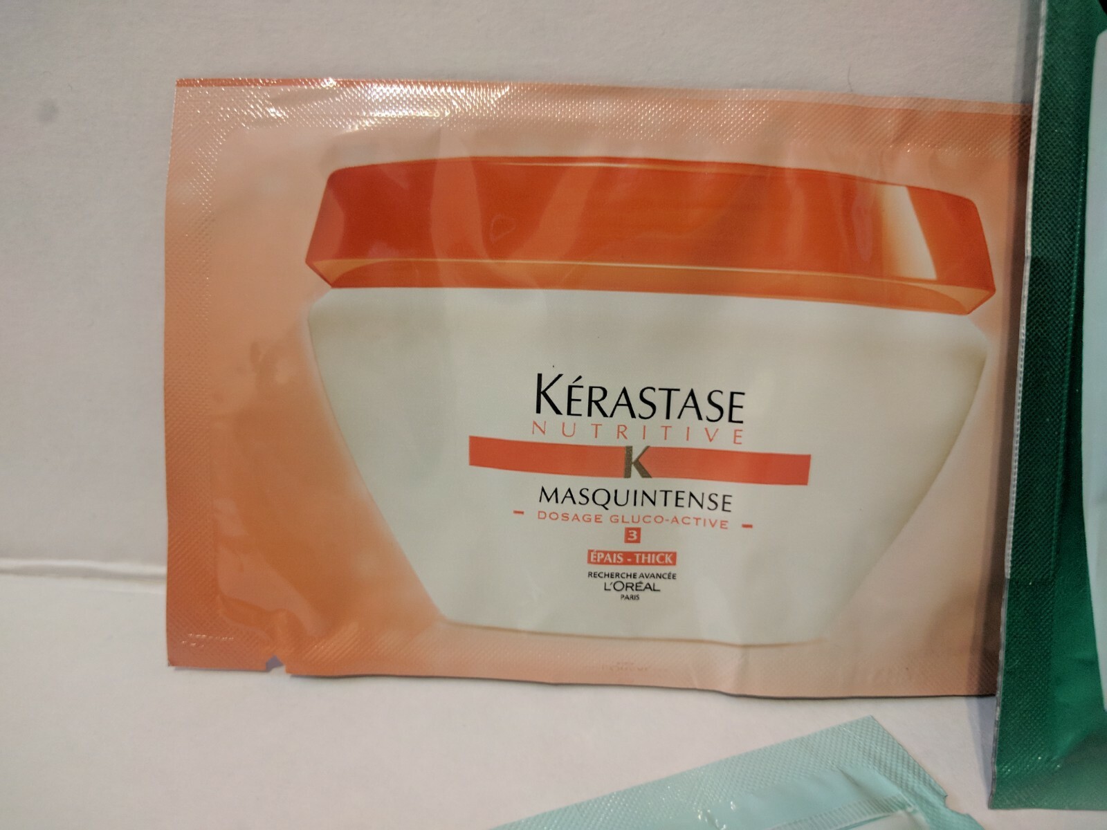 Kerastase Set of 4 Sample Packs Shampoo Reconstructor Milk Mask 0.34 fl oz