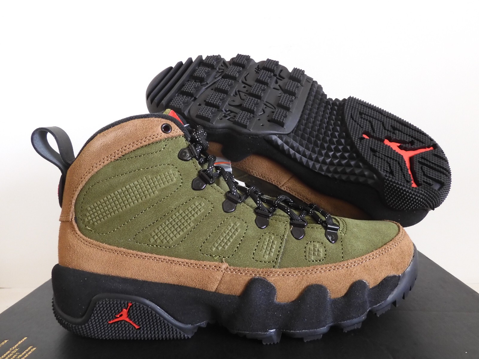 Nike Air Jordan 9 Retro Boot NRG Olive Size 11.5. AR4491-012