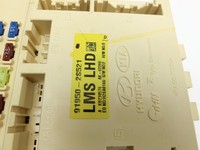 Hyundai IX35 LM 09-13 Sicherungskasten Zentralelektrik LMS LHD Hyundai IX35 LM 09-13 25.02.2012 91950-2S521 gebraucht Vorschau 4