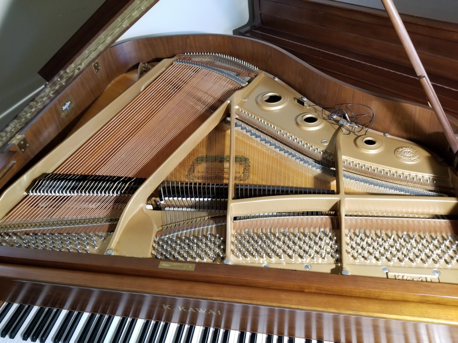 1982 Kawai KG-1 baby grand piano