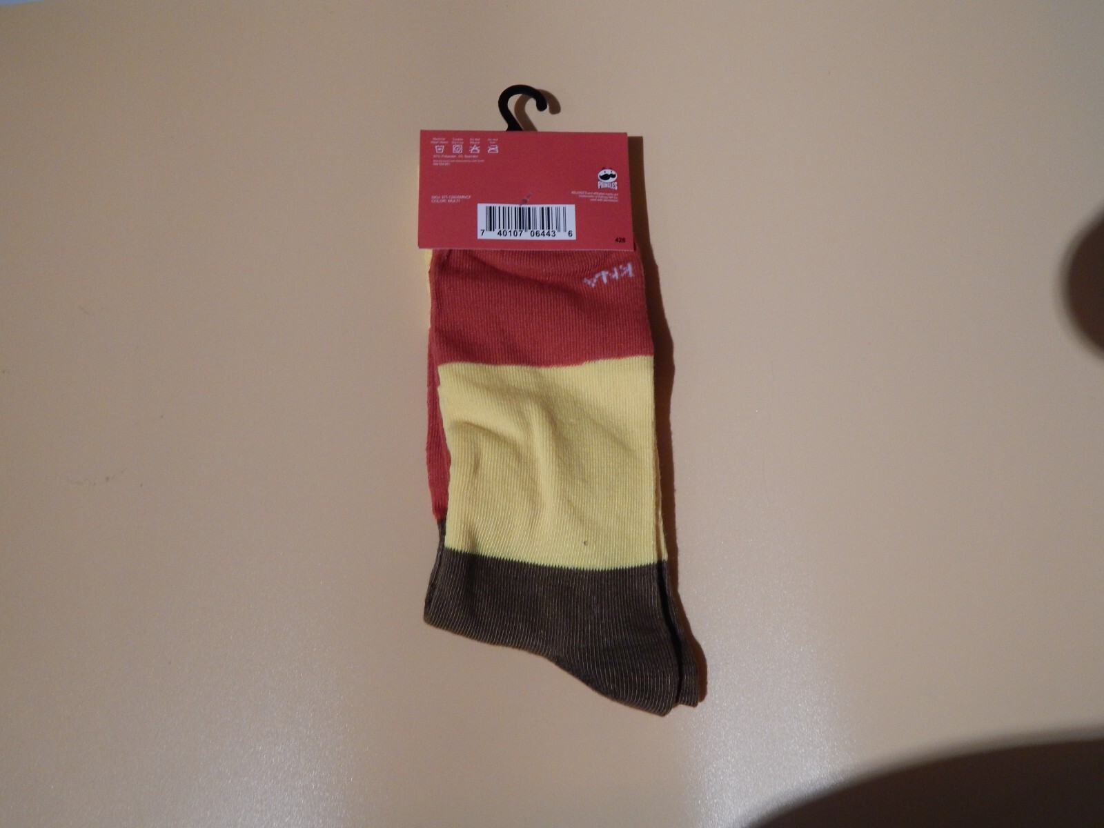 Men's Multi Colored Crew Crazy Socks size 6-12/Pringles