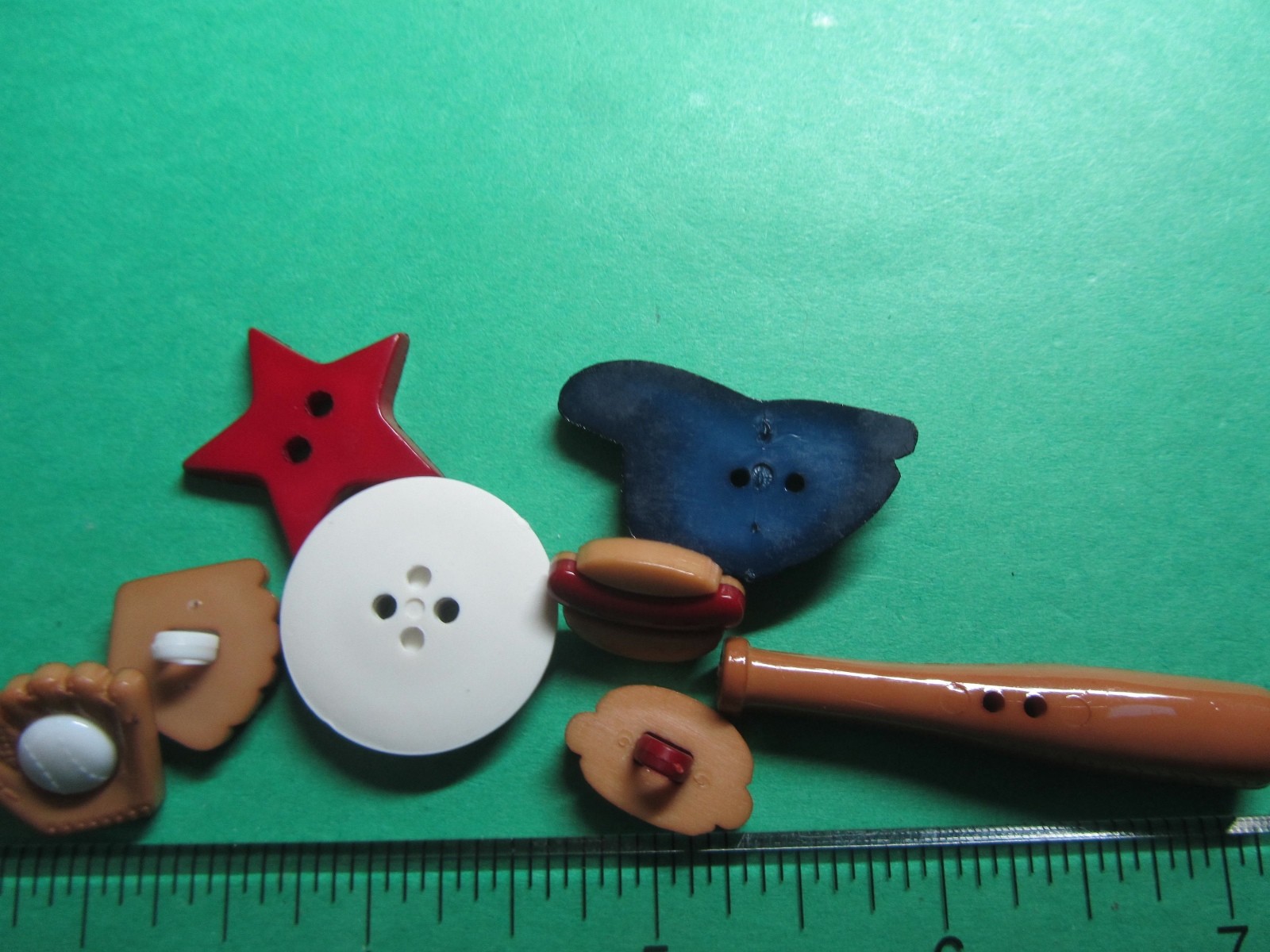 (8) BASEBALL BAT GLOVE CAP HOT DOGS PLASTIC CRAFT EMBELLISHMENT BUTTONS (X363)