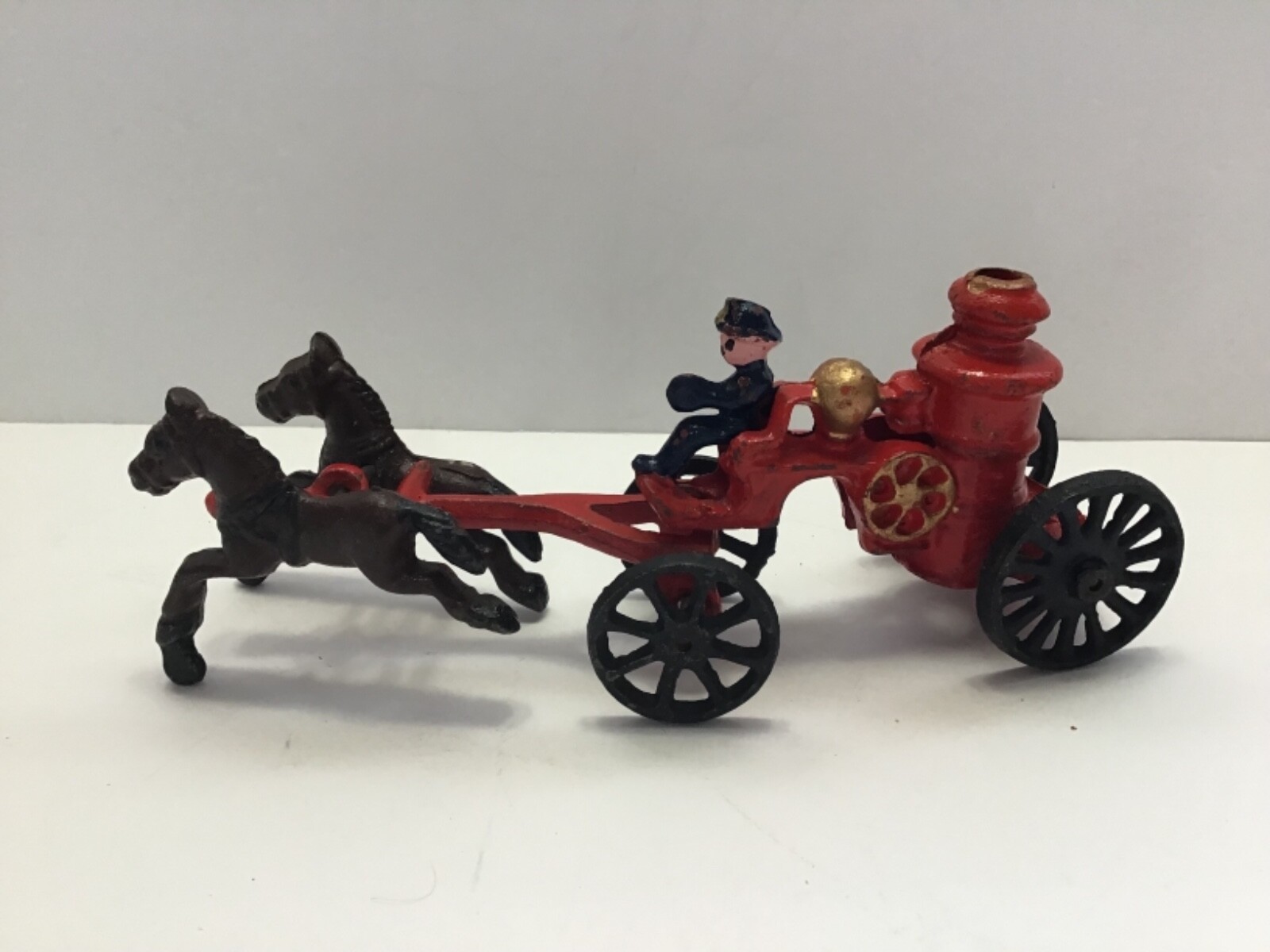 Vintage Cast Iron Fire Wagon Truck Horse Drawn Water Pumper 2 Pc 9” Long