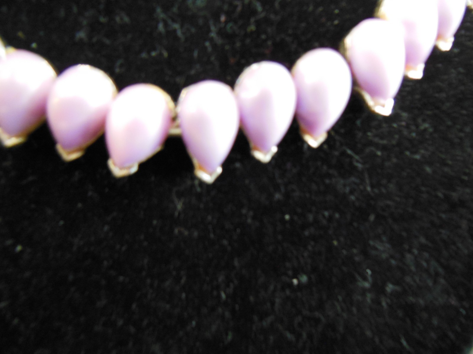 Gold Tone Estate Lavender Satin Teardrop Thermoset Collar Necklace