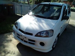 2002 Daihatsu YRV Auto 97,000 klms Logbooks | Cars, Vans & Utes