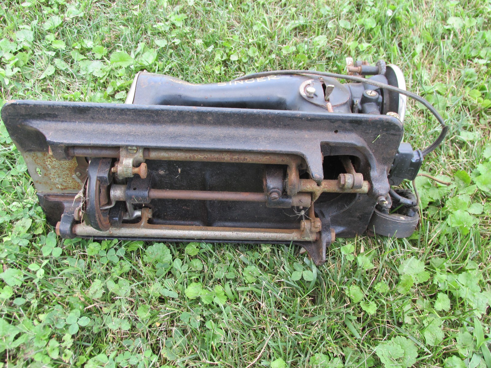 Antique Vintage Singer Sewing machine for Parts Only