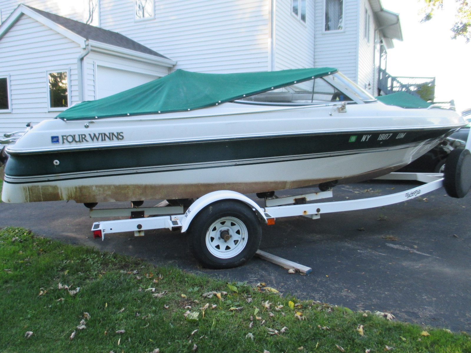 1995 Four Winns Powerboat Trailer Mercury Outboard Hamlin, NY | No Fees/Reserve