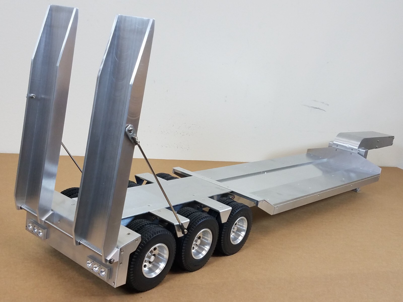 Custom Full Aluminum Tamiya 1/14 Scale 3-Axle Low Boy Rider