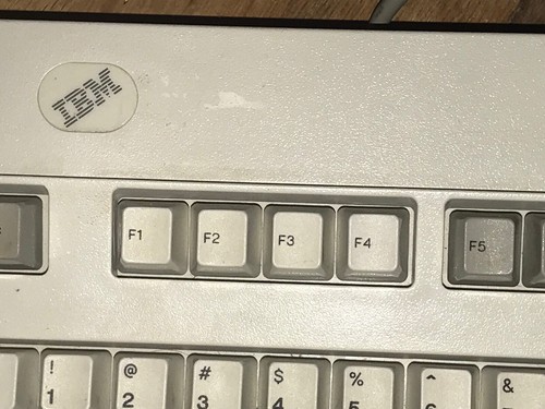 Vintage IBM Keyboard Part No: 1391401