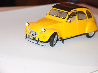 Citroen 2cv 6 Gelb Schwarz Charleston Ente 1949 1990 1 24 Welly Modell Auto Mi