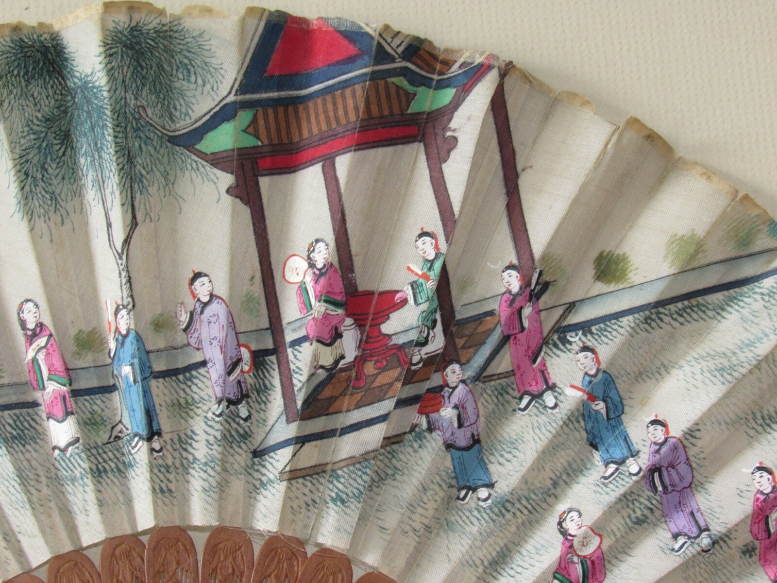 Antique Chinese Hand Painted 100 faces Fan, Elaborately Carved Sandalwood