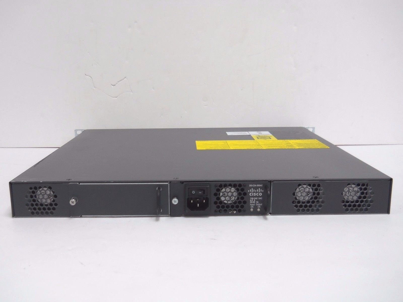 Cisco DS-C9100 Series DS-C9124-K9 V07 Multilayer Fabric Switch