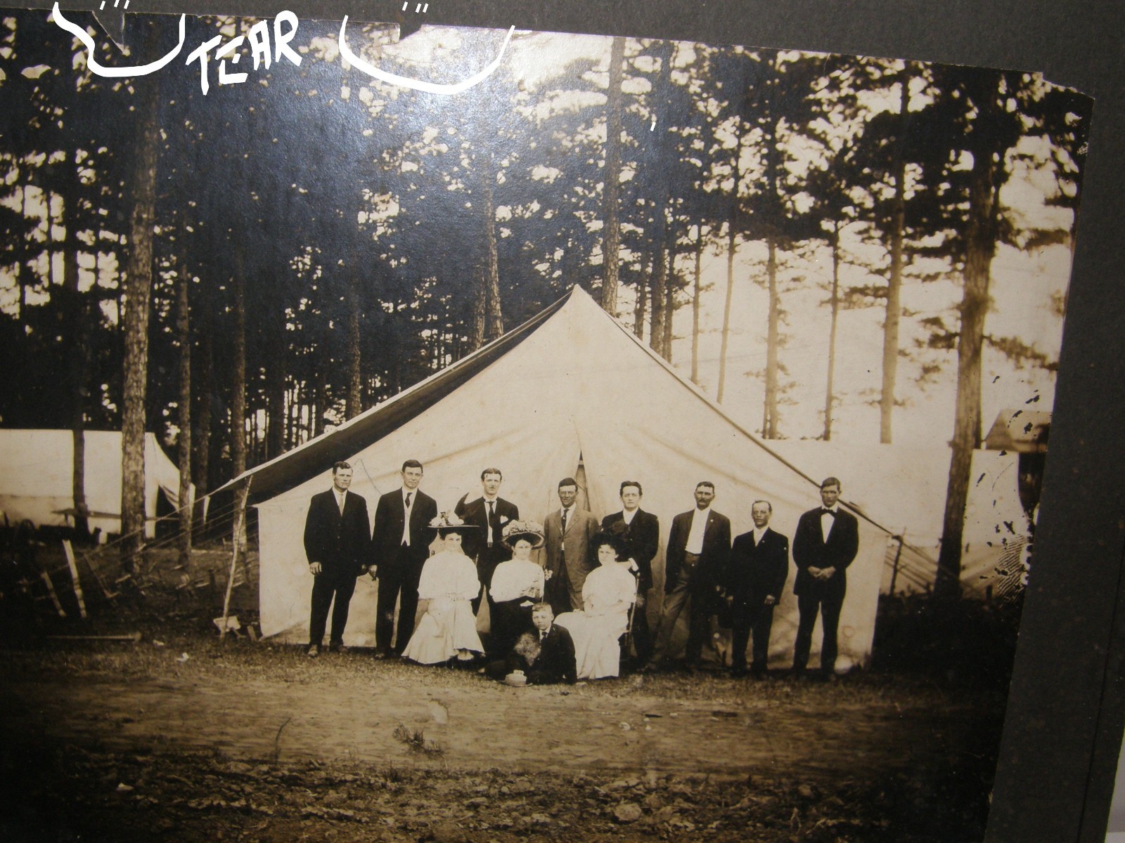 TELEPHONE COMPANY  BELL TELEPHONE PHOTO EARLY 1907