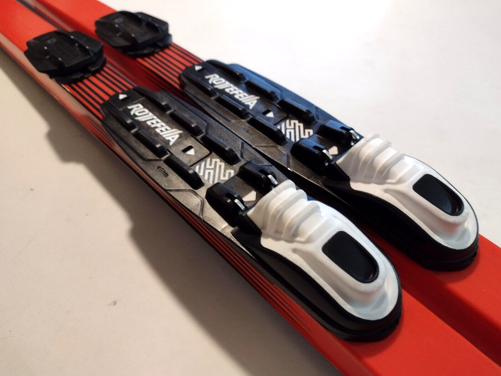 New Waxless Cross Country Skis Nordic Rottefella NNN Bindings XC Red- Wood-Core