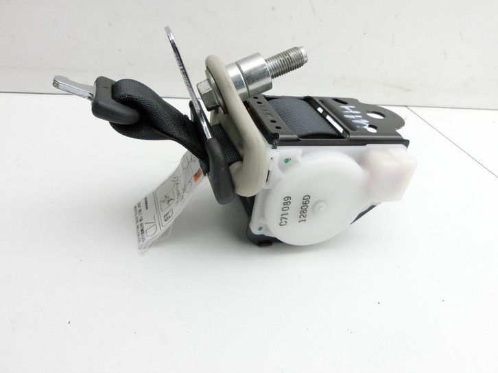 Nissan Micra IV K13 10-13 5T Gurtschloss Mitte Hinten  - Bild 5