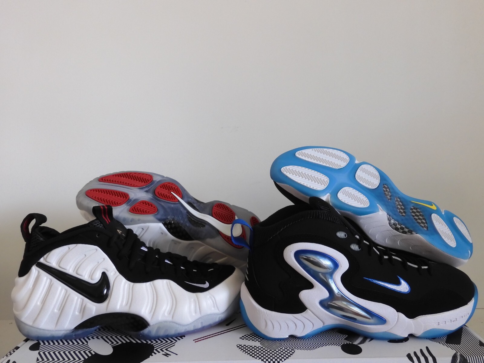 NIKE BASKETBALL CLASS OF 97 PACK SZ 8 (2 SHOES PENNY + NIKE BASKETBALL CLASS OF 97 PACK SZ 8 (2 SHOES PENNY +