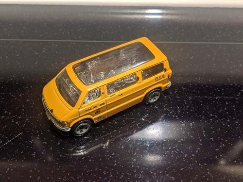 希少HOスロットカーDODGE VAN 希少HOスロットカーDODGE