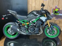 Kawasaki Z900SE 2026 Ohlins! Brembo Brakes! Cruise! Shifter! FREE UK DELIVERY! 