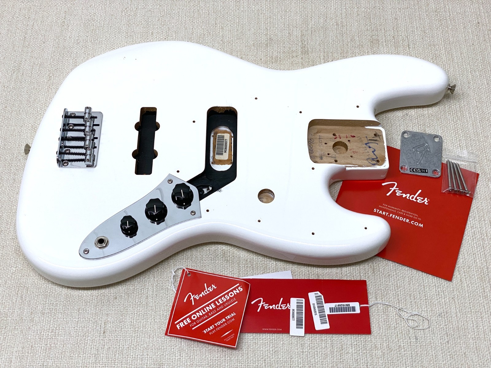 MJT jazz bass ボディ　fender MJT JBT Fender Style Body Jazz Bass 2016 Vintage White | Reverb