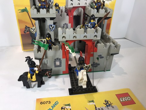 Vintage Lego 6073 Knights Castle Complete With Box And Instructions