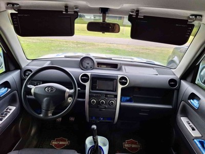 image 6 of interior