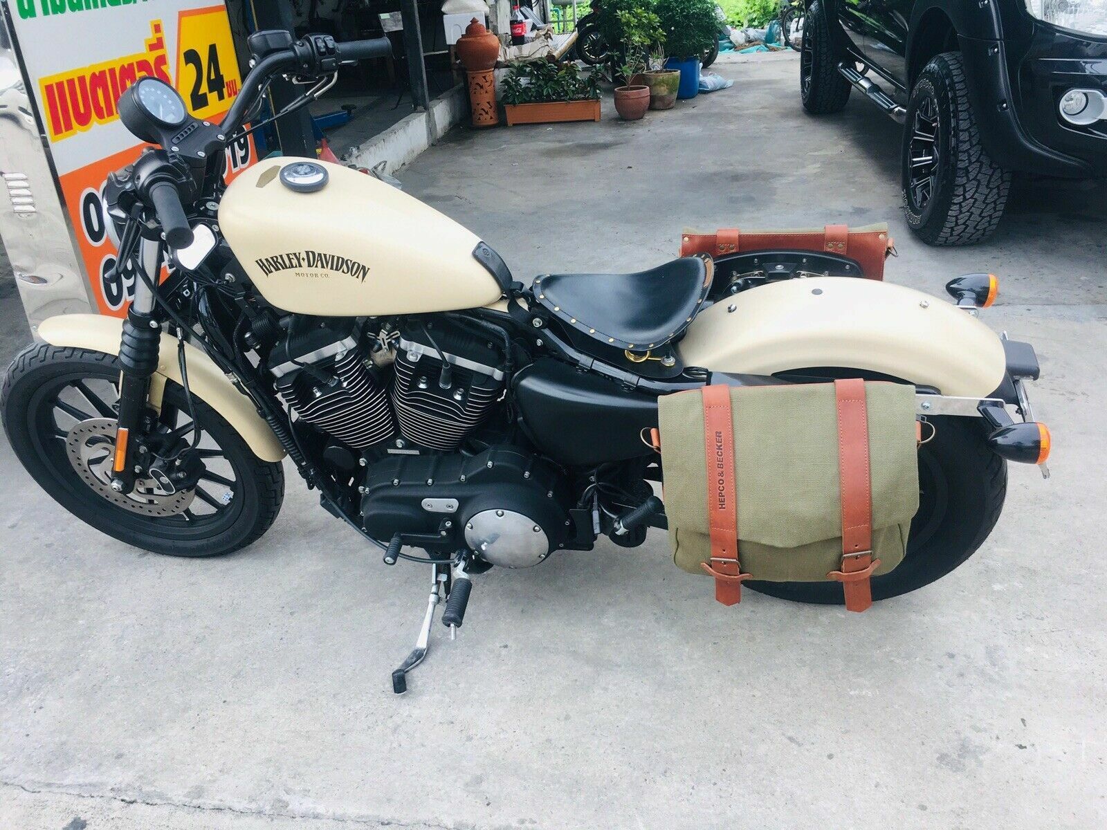 Sportster panniers hotsell