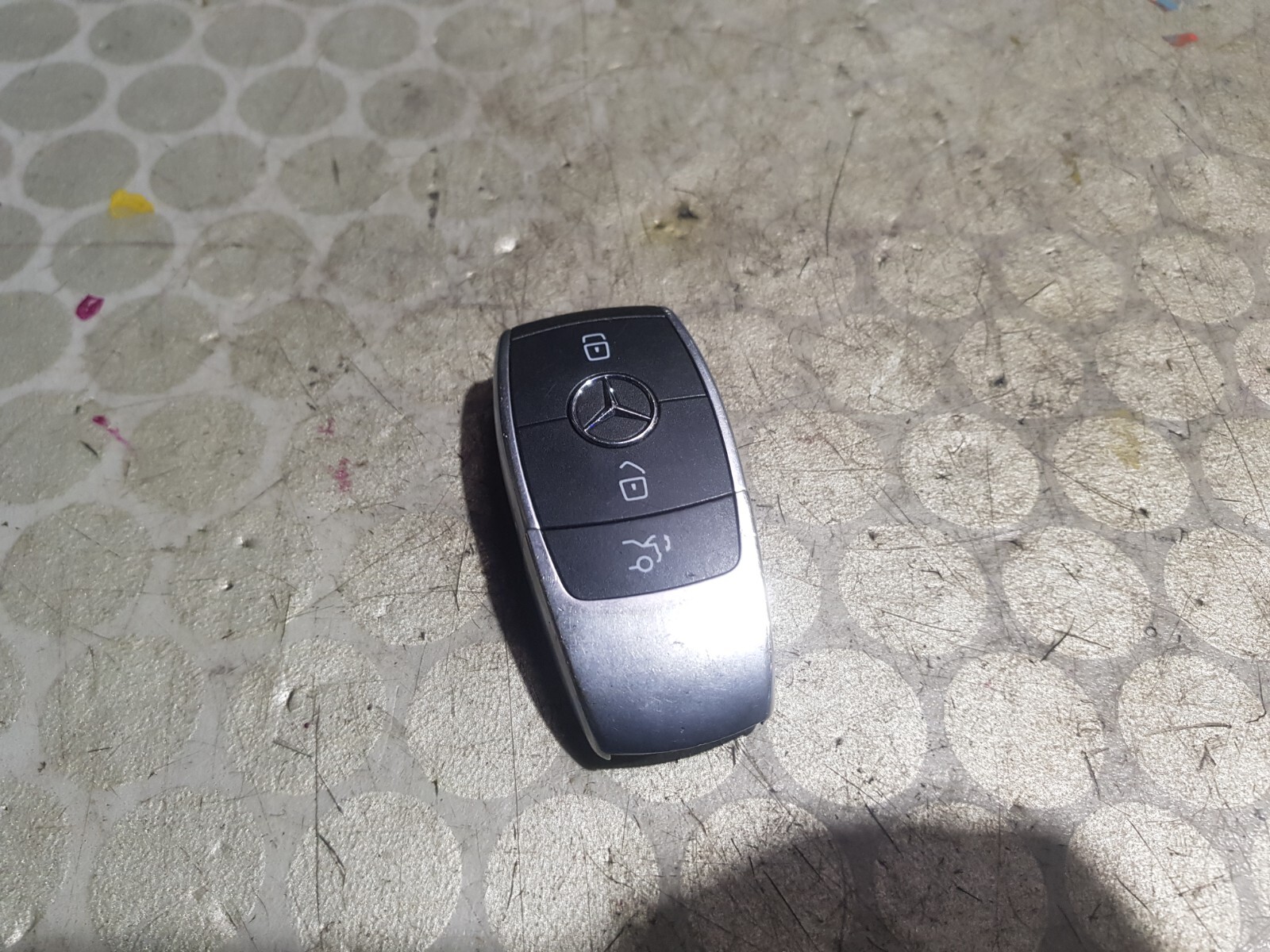 ベンツリモコンキーA 222 905 25 10 新品C180 WDD205 ベンツリモコンキーA 222 905 25 10 新品C180 WDD205 ベンツ