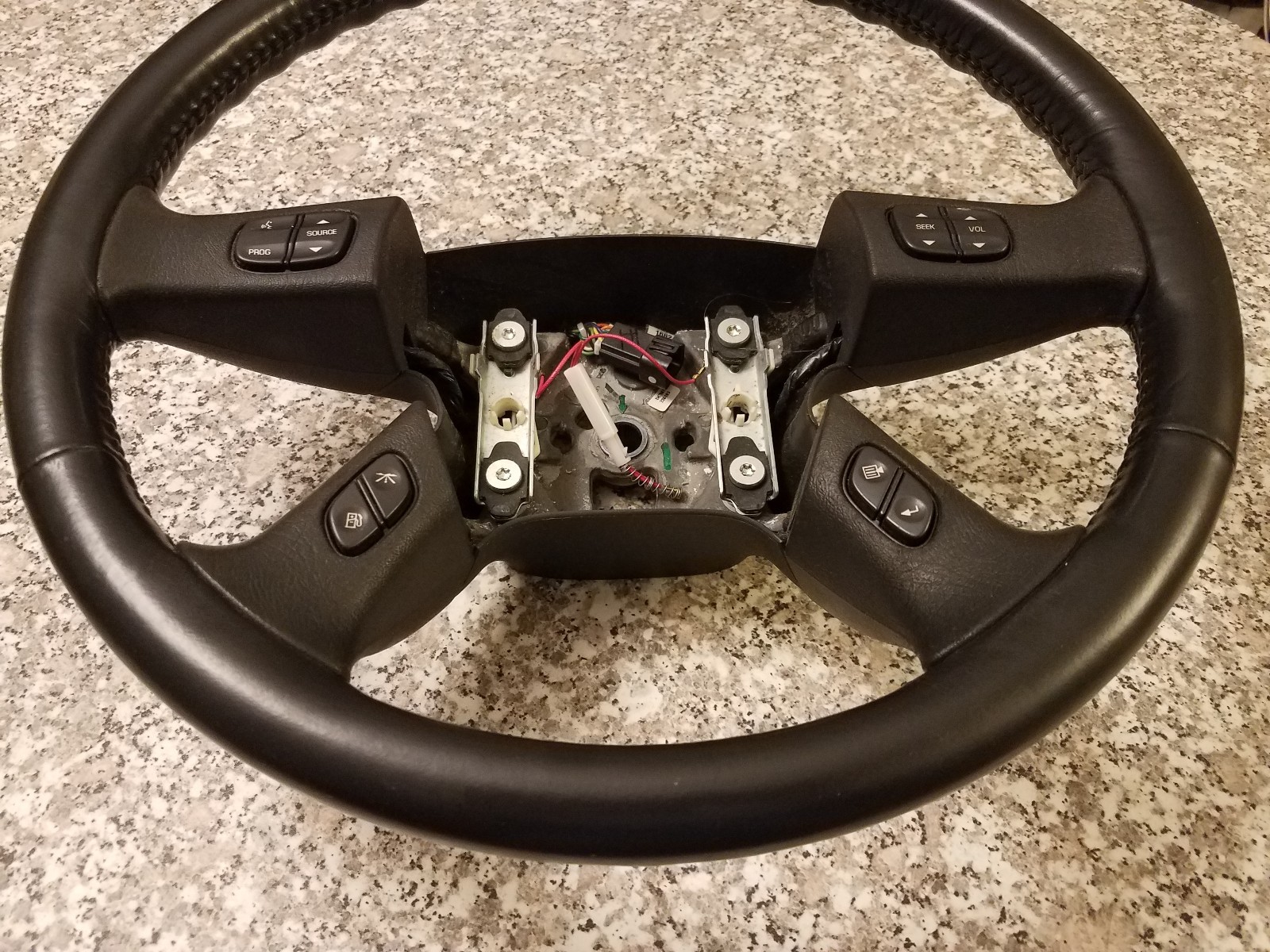 ✅ OEM Black Leather Steering Wheel silverado Chevy GMC