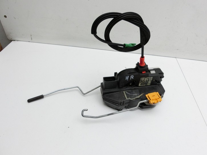 Opel Zafira C 11-16 Türschloss m. ZV Stellmotor Rechts Hinten Opel Zafira C 11-16 16.10.2014 13579566 gebraucht Vorschau 3