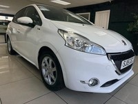 Peugeot 208 1.2 VTi PureTech Style White £20 Tax 72MPG WARRANTY 12 MONTHS MOT