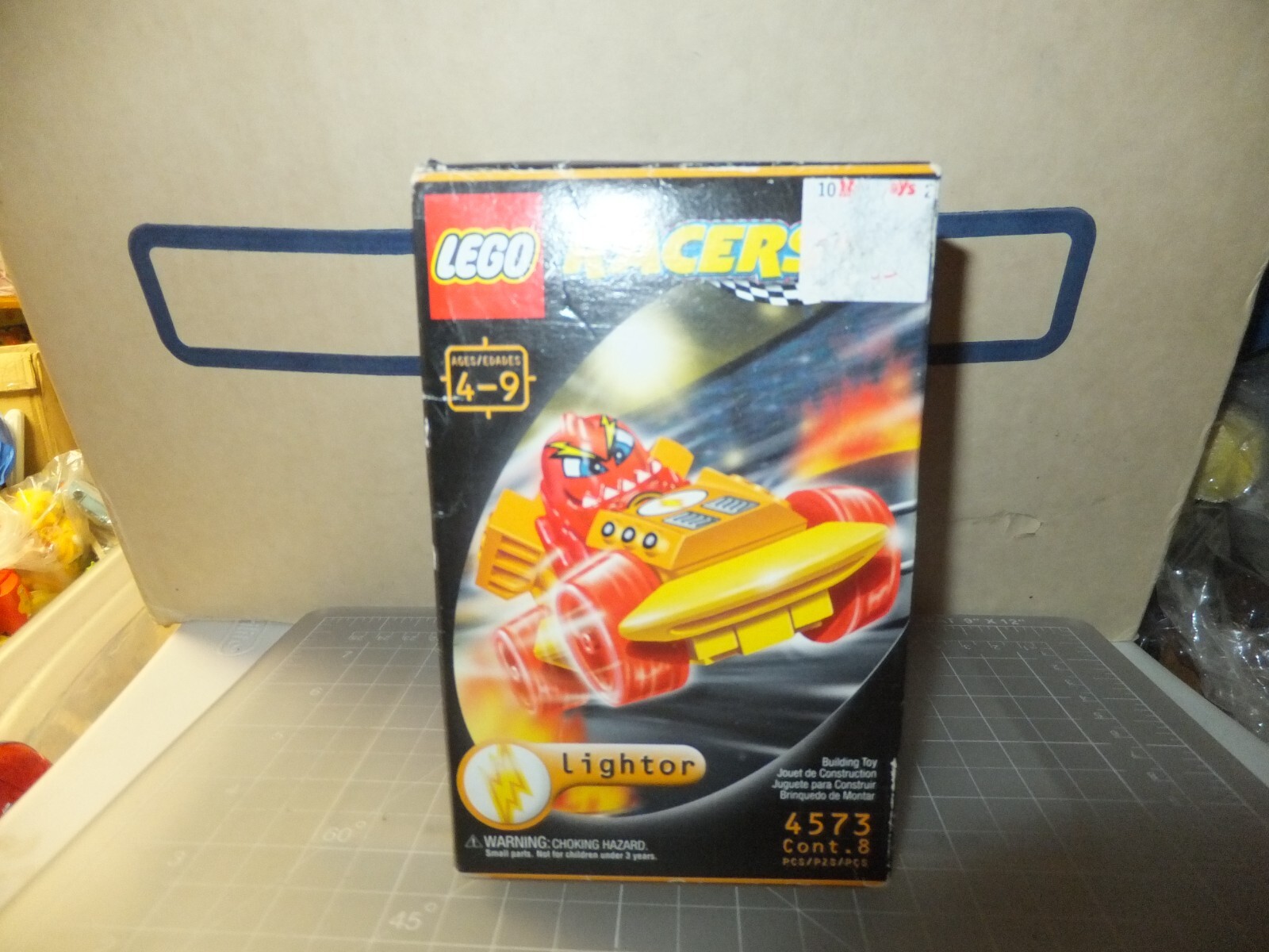 レゴリス Amazon.com: LEGO Jurassic World: Rainn Delacourt Minifigure with